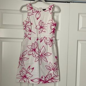 Ann Taylor zip back dress with pockets